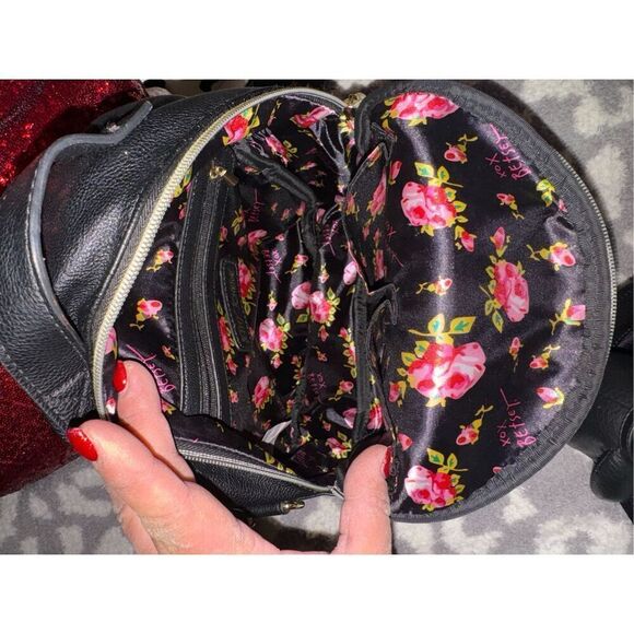 Betsey johnson pink black white stripe bow convertible backpack  minibag purse - Picture 4 of 11